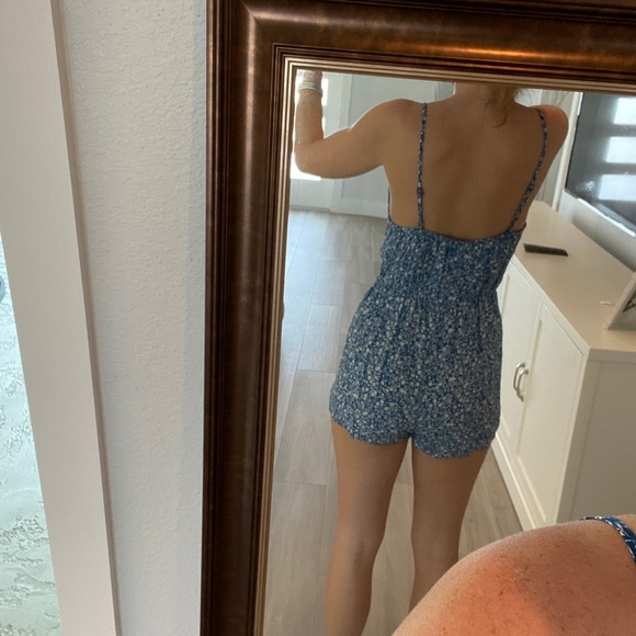 Floral romper/ coverup - Picture 2 of 3